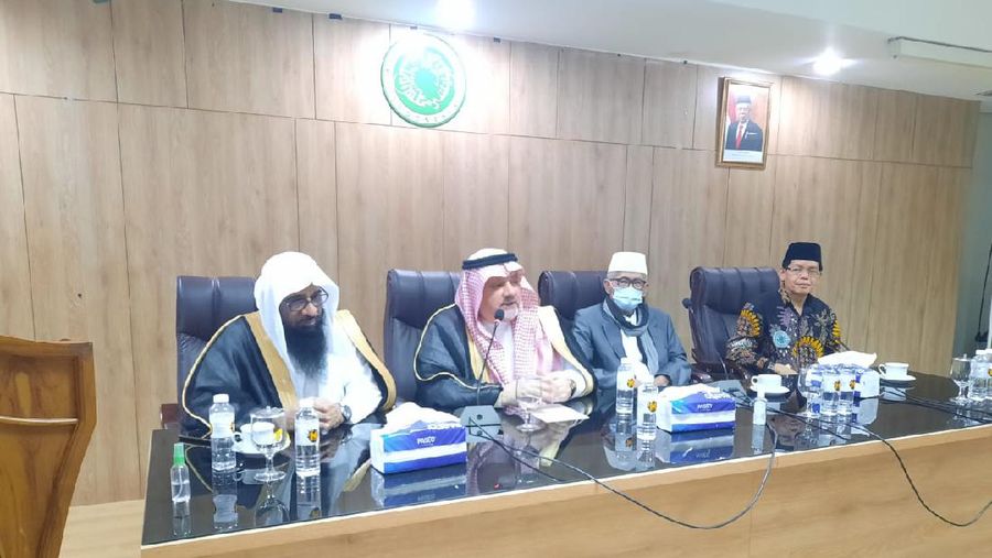 Pertemuan Duta Besar Arab Saudi dan pengurus MUI pusat di kantor MUI, Jakarta, Selasa (8/6/2021).