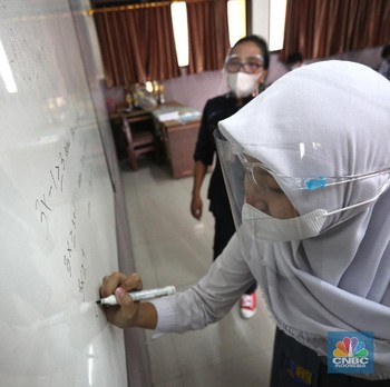 Intip Simulasi Sekolah Tatap Muka di SMAN Negeri 15 Jakarta