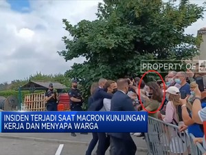 Detik-Detik Presiden Prancis Macron Ditampar Warga