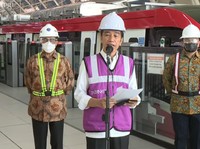 Jokowi: LRT Jabodebek Beroperasi Juni 2022
