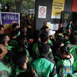 Bisnis GoFood-GrabFood Ternyata Untungnya Cuma Segini, Tipis!