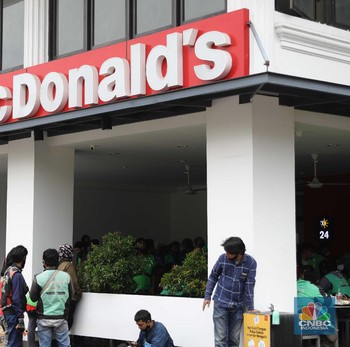 Gokil! Kemasan BTS Meal Dijual hingga Jutaan Rupiah