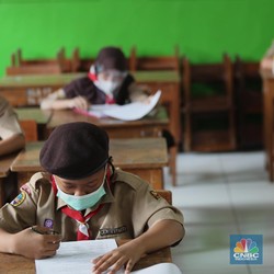 Sekolah Tatap Muka Kapan? Cek Jawaban Menteri Ini