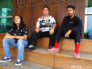 Superblue Jadi Album yang Selamatkan Elephant Kind