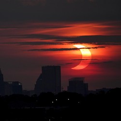 Gerhana Matahari Terjadi 25 Oktober 2022, Bisa Dilihat di RI?