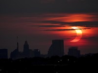 Tata Cara dan Niat Shalat Gerhana Matahari