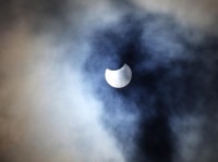 Apa Mungkin Matahari Terbit dari Barat? Simak Kata NASA