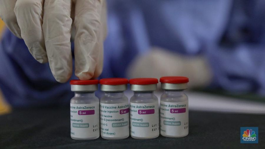 Ilustrasi Vaksin AstraZeneca (CNBC Indonesia/ Andrean Kristianto)