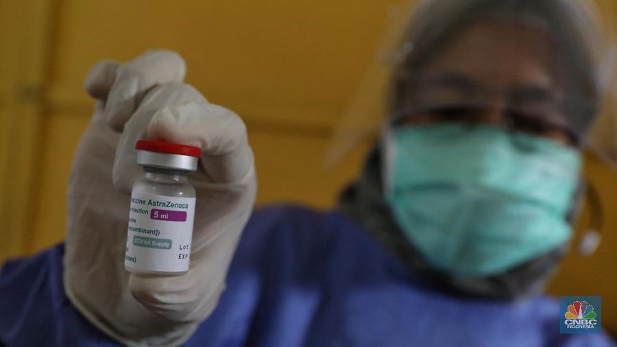 Ilustrasi Vaksin AstraZeneca (CNBC Indonesia/ Andrean Kristianto)