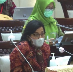 Sri Mulyani Ungkap Sektor Ini Bisa Picu Ledakan Kredit Macet!