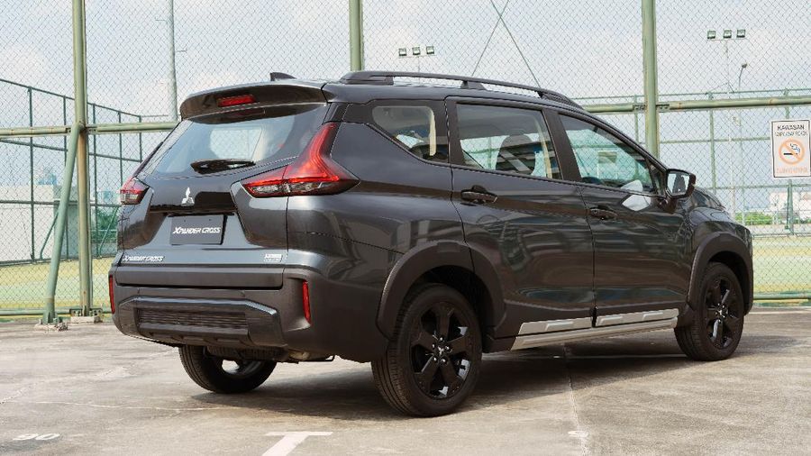Mitsubishi Xpander Cross Rockford Fosgate Black Edition  (Dok. Mitsubishi Motors Krama Yudha Sales Indonesia (MMKSI))