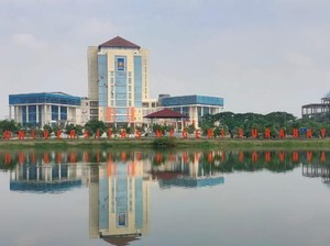 Universitas Negeri Surabaya: Profil dan Jalur Seleksi yang Sedang Dibuka