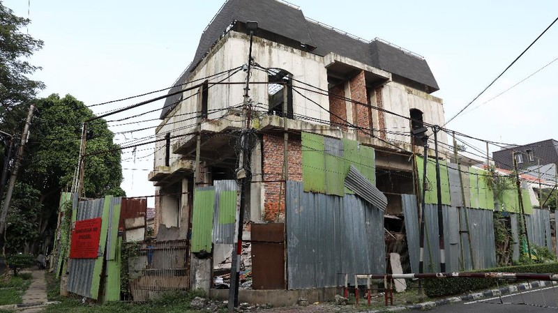 Rumah mewah yang berada di Menteng, Jakarta Pusat, disegel karena dinilai melanggar aturan. (CNBC Indonesia/ Andrean Kristianto)
