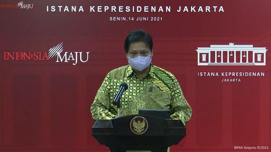 Keterangan Pers Menko Perekonomian dan Menteri Kesehatan, Kantor Presiden, 14 Juni 2021. (Tangkapan layar Youtube  Setpres RI)