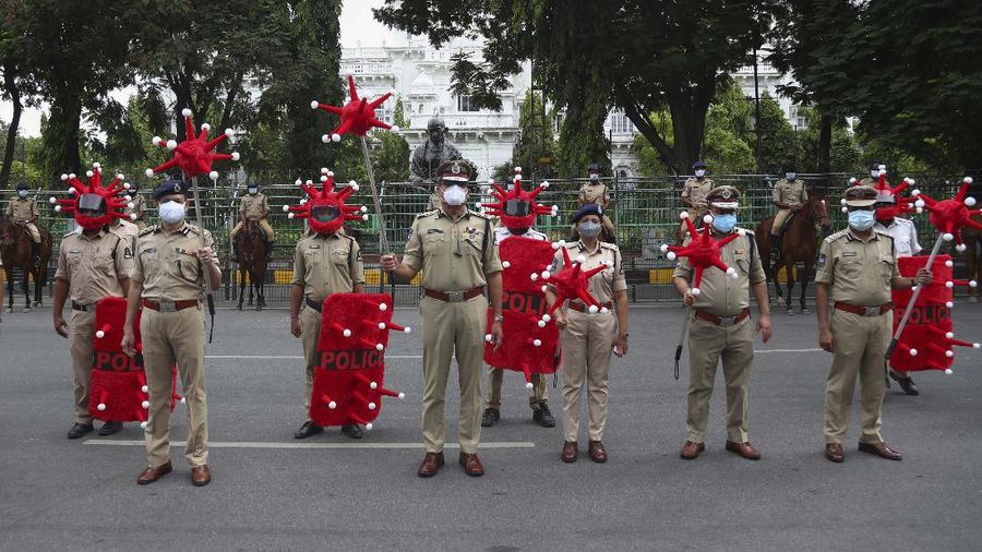 Pelonggaran lockdown di India. (AP/Channi Anand)