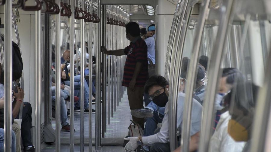 Pelonggaran lockdown di India. (AP/Channi Anand)