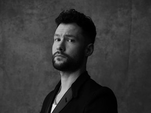 Calum Scott Bakal Jadi Opening Act Konser Ed Sheeran di JIS
