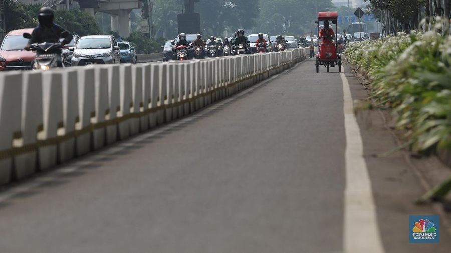 Ilustrasi jalur sepeda di Jakarta. (CNBC Indonesia/Andrean Kristianto)