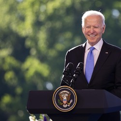 Bukan Cuma Xi Jinping, Biden Lempar 'Bom' Hajar Batu Bara Cs