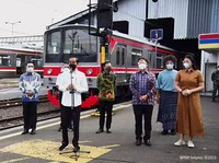 Jokowi Cek Vaksinasi 'Anker' di Stasiun KRL Bogor