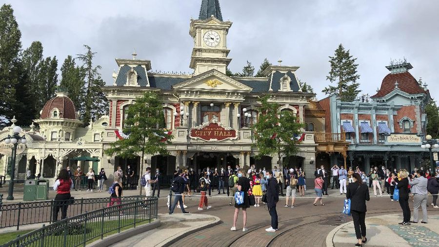 Disneyland Paris. (AP/Catherine Gaschka)
