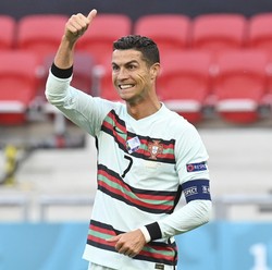 Cristiano Ronaldo Santer Dikabarkan Mau Cabut dari Juventus!