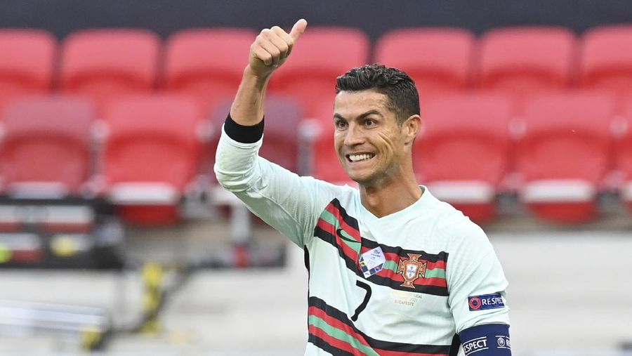 Cristiano Ronaldo di kejuaraan sepak bola Euro 2020. (AP/Tibor Illyes)