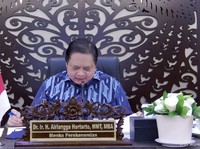 Jokowi Pertebal & Perkuat PPKM Mikro, WFH di Zona Merah 75%!