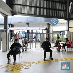 PPKM Darurat Berlaku, Ini yang Bikin IHSG 'Tahan Banting'