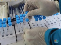 Indonesia Hari Ini: Tiap 2 Orang Tes PCR, Ada 1 Positif Covid