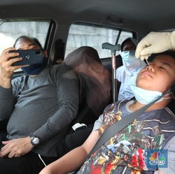 Kenapa Baru Sekarang Harga Tes PCR Diturunkan?