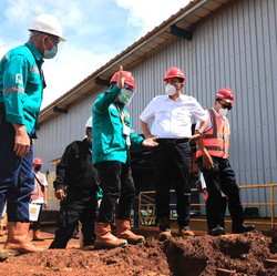 Ini Smelter Nikel Rp14 T Diresmikan Luhut, Bisa untuk Baterai