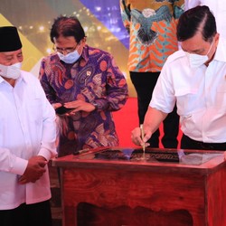 Bisa Buat Baterai, Smelter Nikel HPAL Rp14 T Diresmikan Luhut