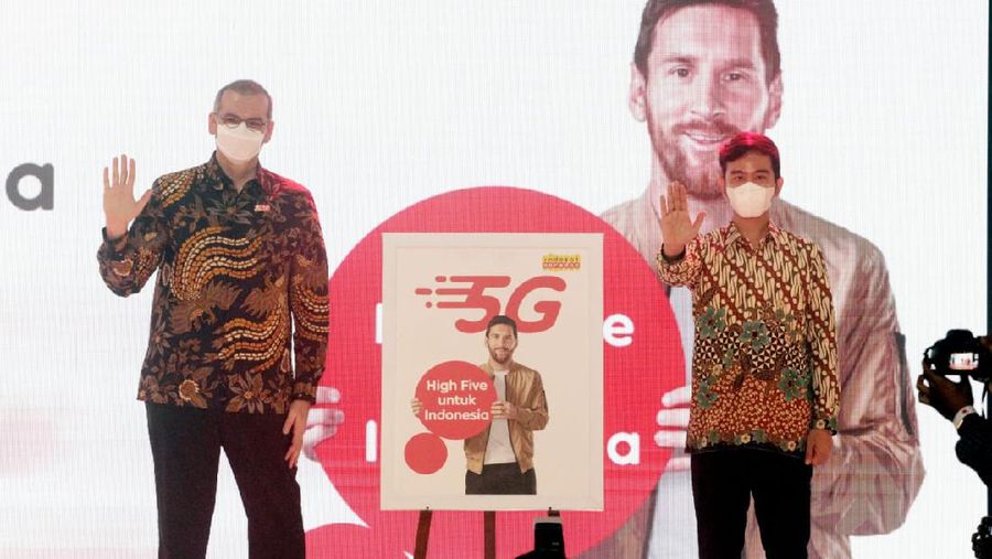 Layanan 5G komersial pertama diluncurkan di Kota Solo dalam rangka mengakselerasi pemulihan ekonomi dan memberdayakan anak muda, UMKM, dan visi smart city