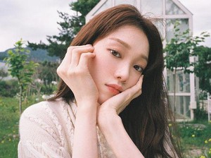 Aktris Lee Sung Kyung Dipuji Punya Suara Disney, Kini Debut Jadi Penyanyi