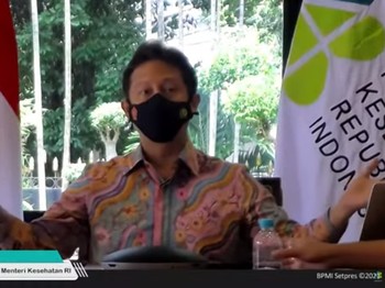 Jangan Panik! Menkes Klaim Stok Tabung Oksigen RI Masih Cukup