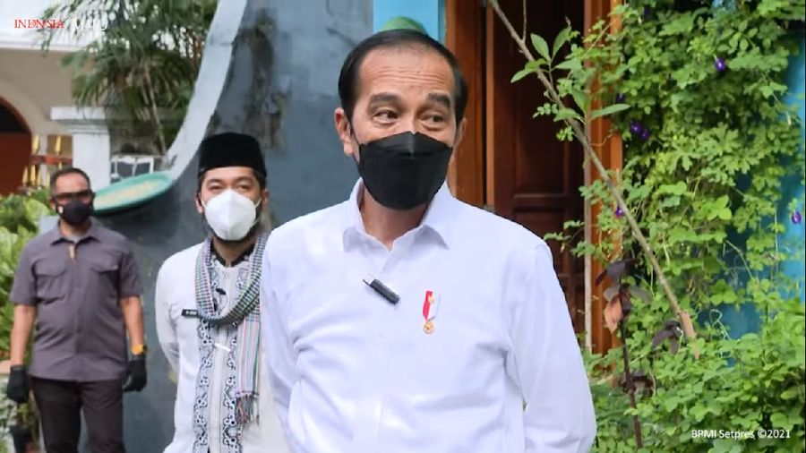 Presiden Jokowi Tinjau Lokasi Pelaksanaan PPKM Mikro, Jakarta Pusat, 25 Juni 2021 (Tangkapan Layar Youtube)