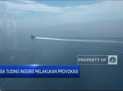 Rusia Lepaskan Tembakan Peringatan Usir Kapal Perang Inggris