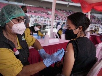 Sederet Kerja BUMN dalam Vaksinasi demi Herd Immunity 2021