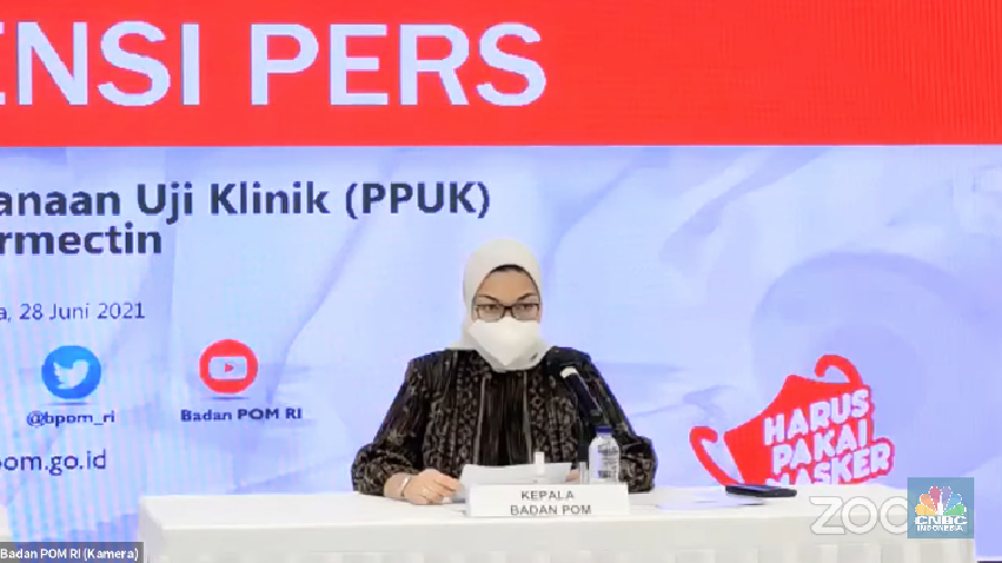 Kepala Badan Pengawas Obat dan Makanan (BPOM), Penny K. Lukito saat Konferensi Pers tentang Persetujuan Pelaksanaan Uji Klinik (PPUK) Ivermectin. (Tangkapan Layar Youtube Badan POM RI)