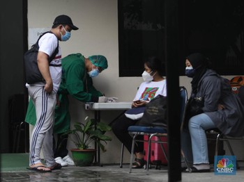 Apakah Jokowi Bakal Umumkan PPKM Darurat Hari Ini?