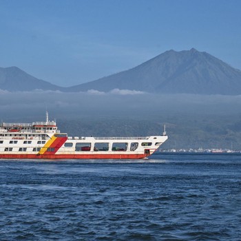 Potret Operasi SAR Tenggelamnya KMP Yunicee di Selat Bali