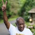 Kena Skandal Seks, Komedian Bill Cosby Bebas