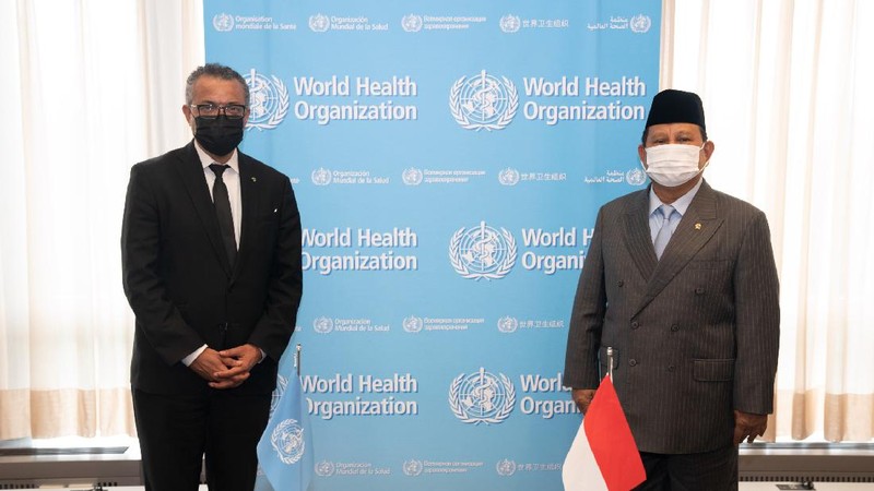Prabowo Subianto (kiri) dan Dirjen WHO Tedros Adhanom
