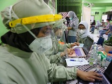 PPKM Darurat Jawa-Bali Ganggu Vaksinasi Covid-19?