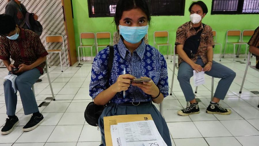 vaksinasi anak 12-17 tahun (CNBC Indonesia/Tri Susilo)