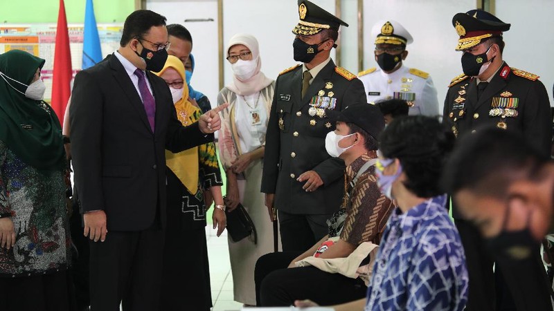 vaksinasi anak 12-17 tahun (CNBC Indonesia/Tri Susilo)