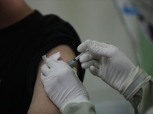Maaf! Vaksinasi Gotong Royong Individu Bukan untuk Booster