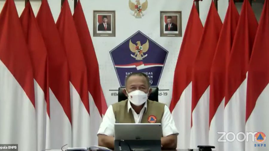 Kepala BNPB selaku Ketua Satgas Penanganan COVID-19, Letjen TNI Ganip Warsito Saat Sosialisasi Pengaturan Perjalanan Selama Pemberlakuan PPKM Darurat. (Tangkapan Layar Youtube @BNPB Indonesia)