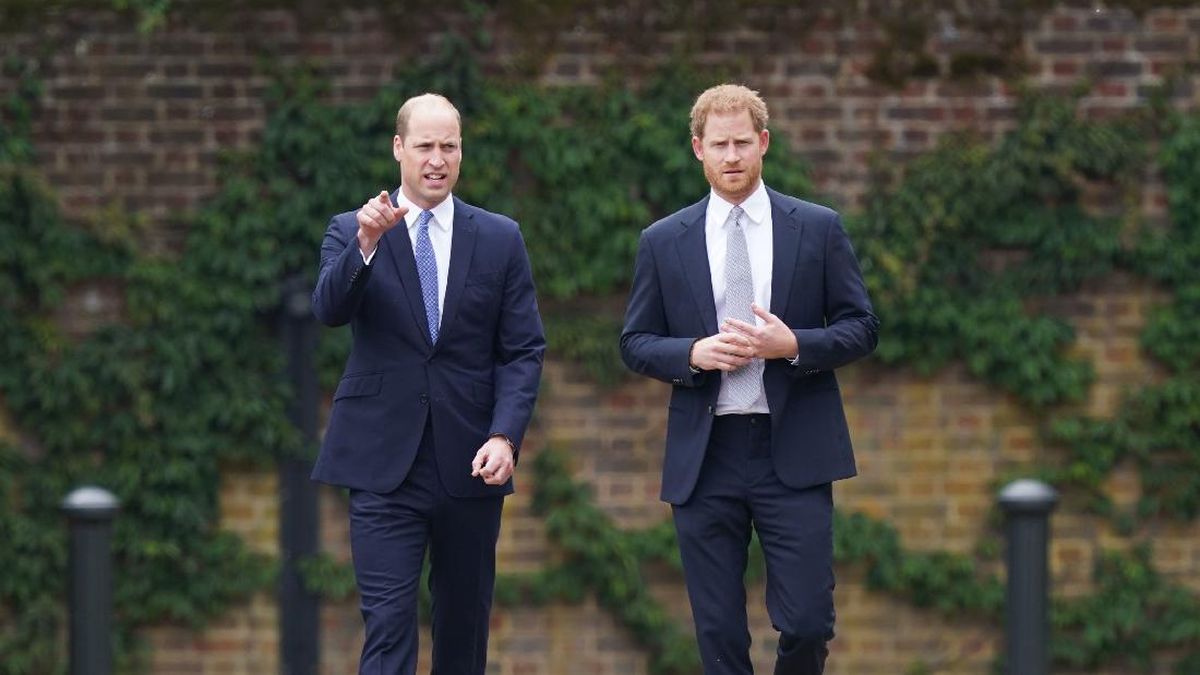 Pangeran William Awasi Gerak-gerik Harry yang Kembali ke Inggris